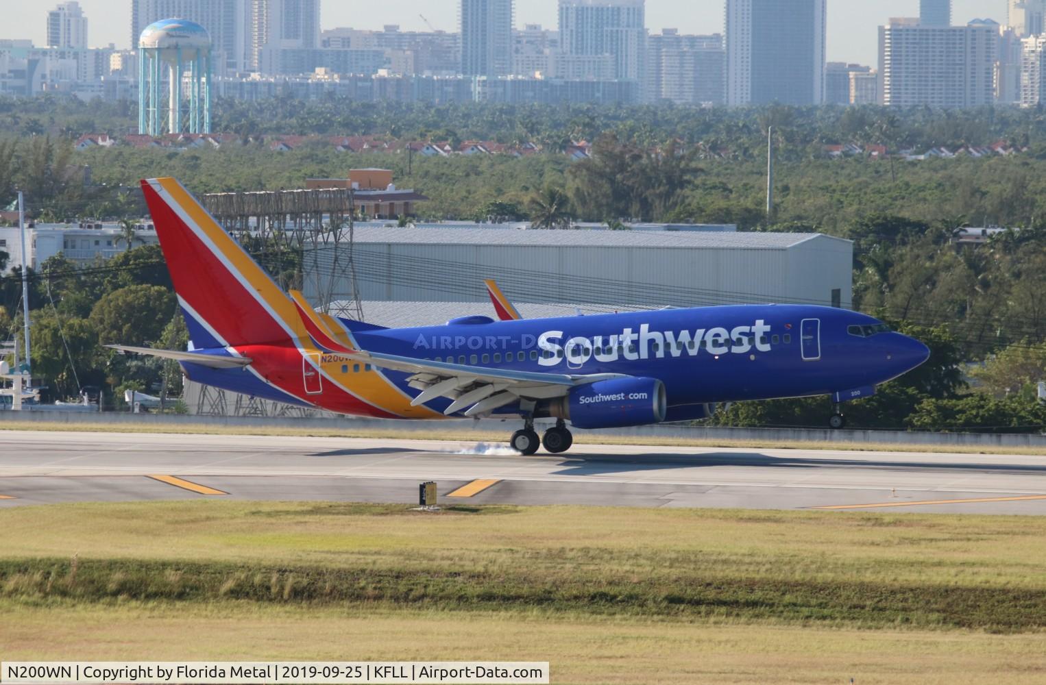 N200WN, 2005 Boeing 737-7H4 C/N 32482, Southwest