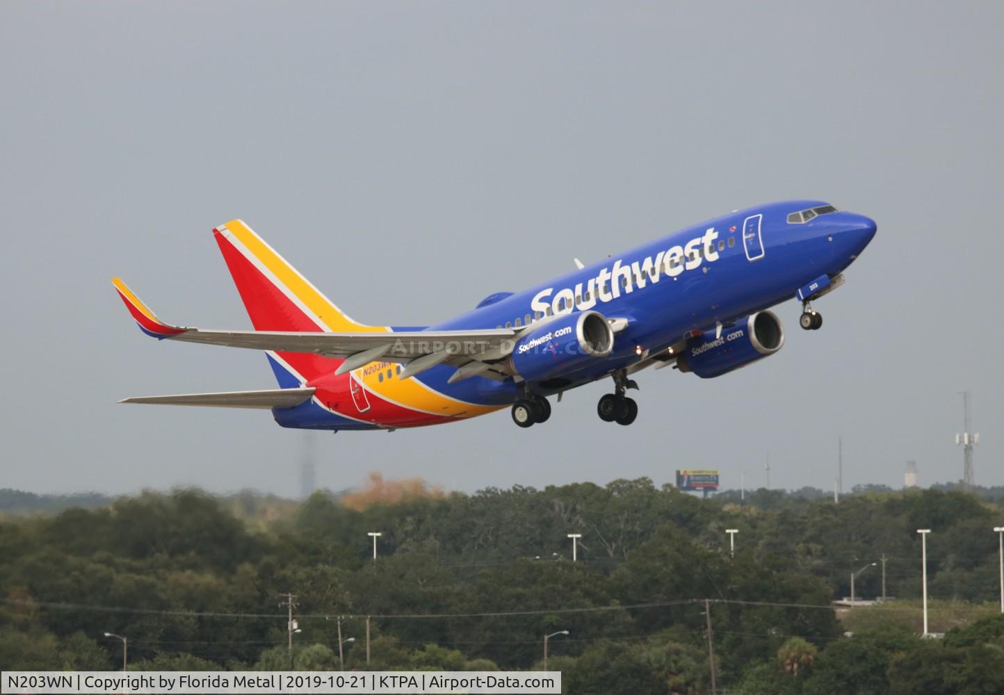N203WN, 2005 Boeing 737-7H4 C/N 32483, southwest