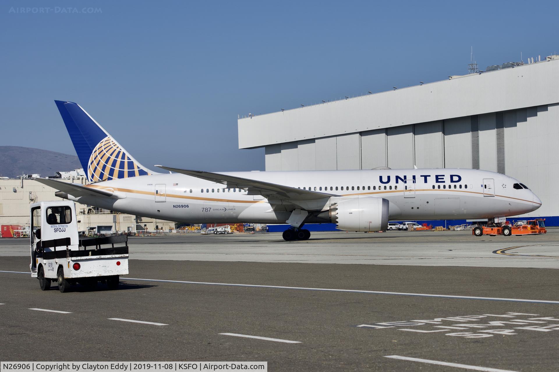 N26906, 2012 Boeing 787-8 Dreamliner C/N 34829, SFO 2019.