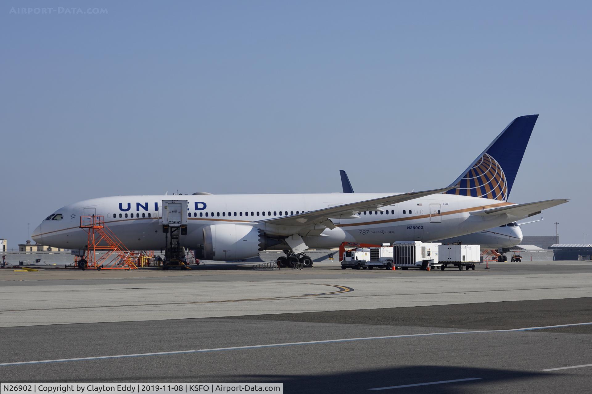 N26902, 2012 Boeing 787-8 Dreamliner C/N 34822, SFO 2019.