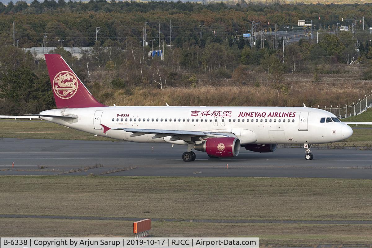 B-6338, 2008 Airbus A320-214 C/N 3368, Taxiing out for departure as HO1382 to Shanghai.