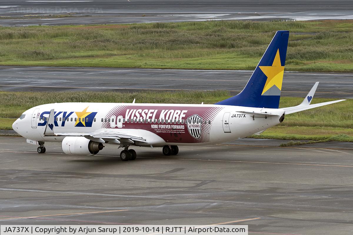 JA737X, 2009 Boeing 737-8AL C/N 36692, Taxiing out for departure at Haneda as BC519 to Naha.