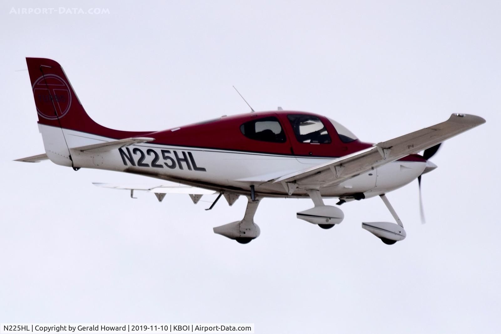 N225HL, 2009 Cirrus SR22 C/N 3565, Departing BOI.