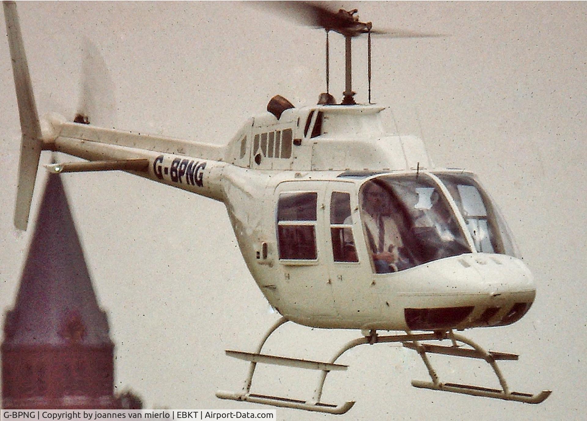 G-BPNG, 1975 Bell 206B JetRanger II C/N 1669, Going to church with style