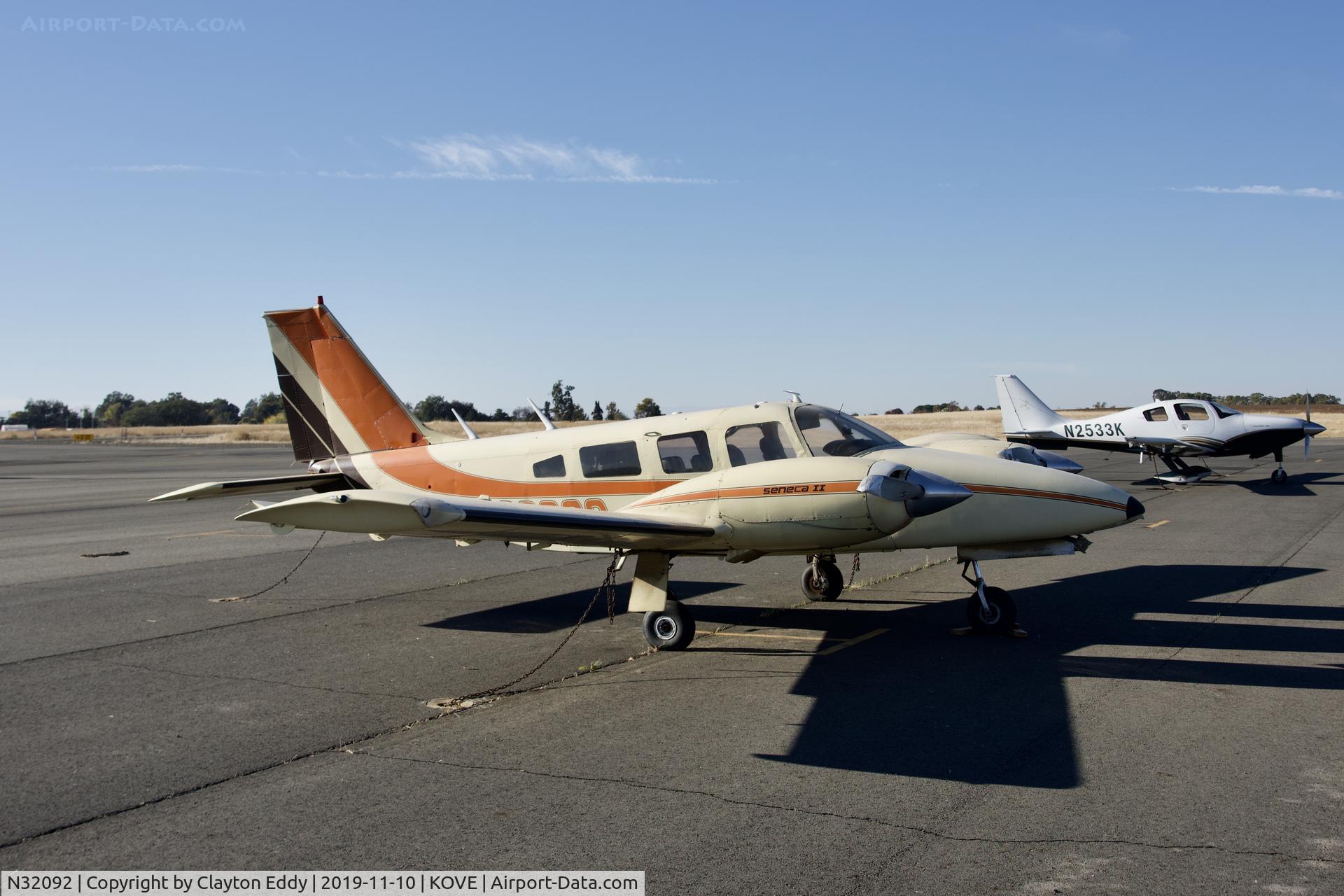 N32092, 1974 Piper PA-34-200T C/N 34-7570009, Oroville Airport California 2019.