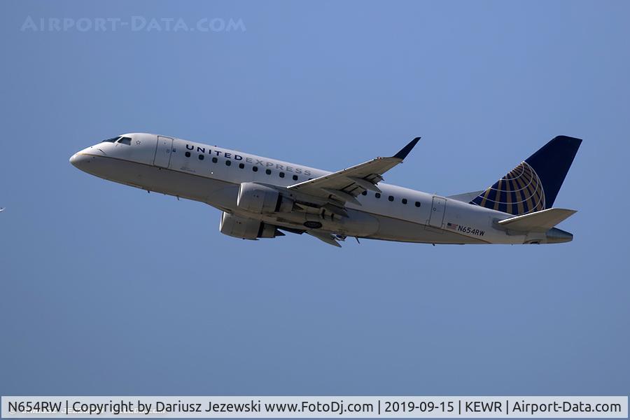 N654RW, 2005 Embraer 170SE (ERJ-170-100SE) C/N 17000104, Embraer 170SE (ERJ-170-100SE) - United Express (Shuttle America)   C/N 17000104, N654RW