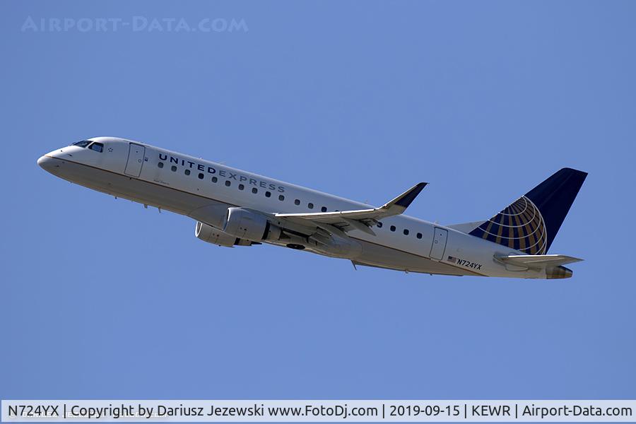 N724YX, 2015 Embraer 175LR (ERJ-170-200LR) C/N 17000502, Embraer 175LR (ERJ-170-200LR) - United Express (Republic Airlines)  C/N 17000502, N724YX