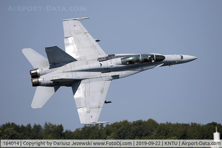 164014, 1990 McDonnell Douglas F/A-18D Hornet C/N 898/D041, F/A-18D Hornet 164014 AF-49 from VFC-12 
