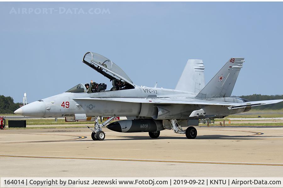 164014, 1990 McDonnell Douglas F/A-18D Hornet C/N 898/D041, F/A-18D Hornet 164014 AF-49 from VFC-12 