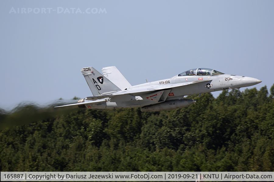 165887, Boeing F/A-18F Super Hornet C/N F047, F/A-18F Super Hornet 165887 AD-206 from VFA-106 