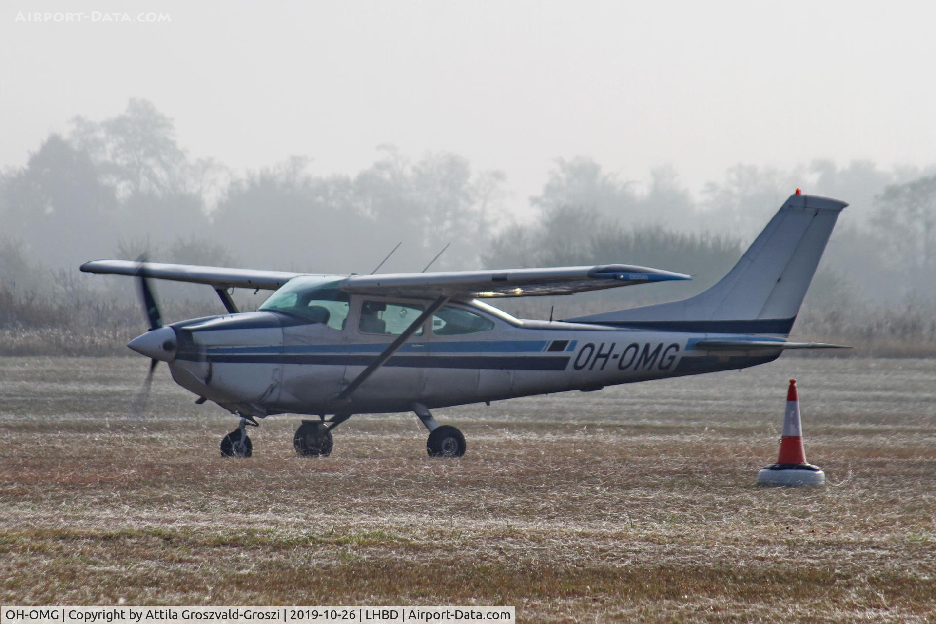 OH-OMG, 1979 Cessna 182Q Skylane C/N 18267308, LHBD - Börgönd Airport, Hungary