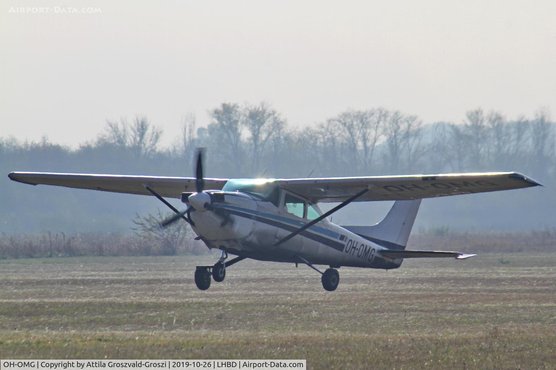 OH-OMG, 1979 Cessna 182Q Skylane C/N 18267308, LHBD - Börgönd Airport, Hungary