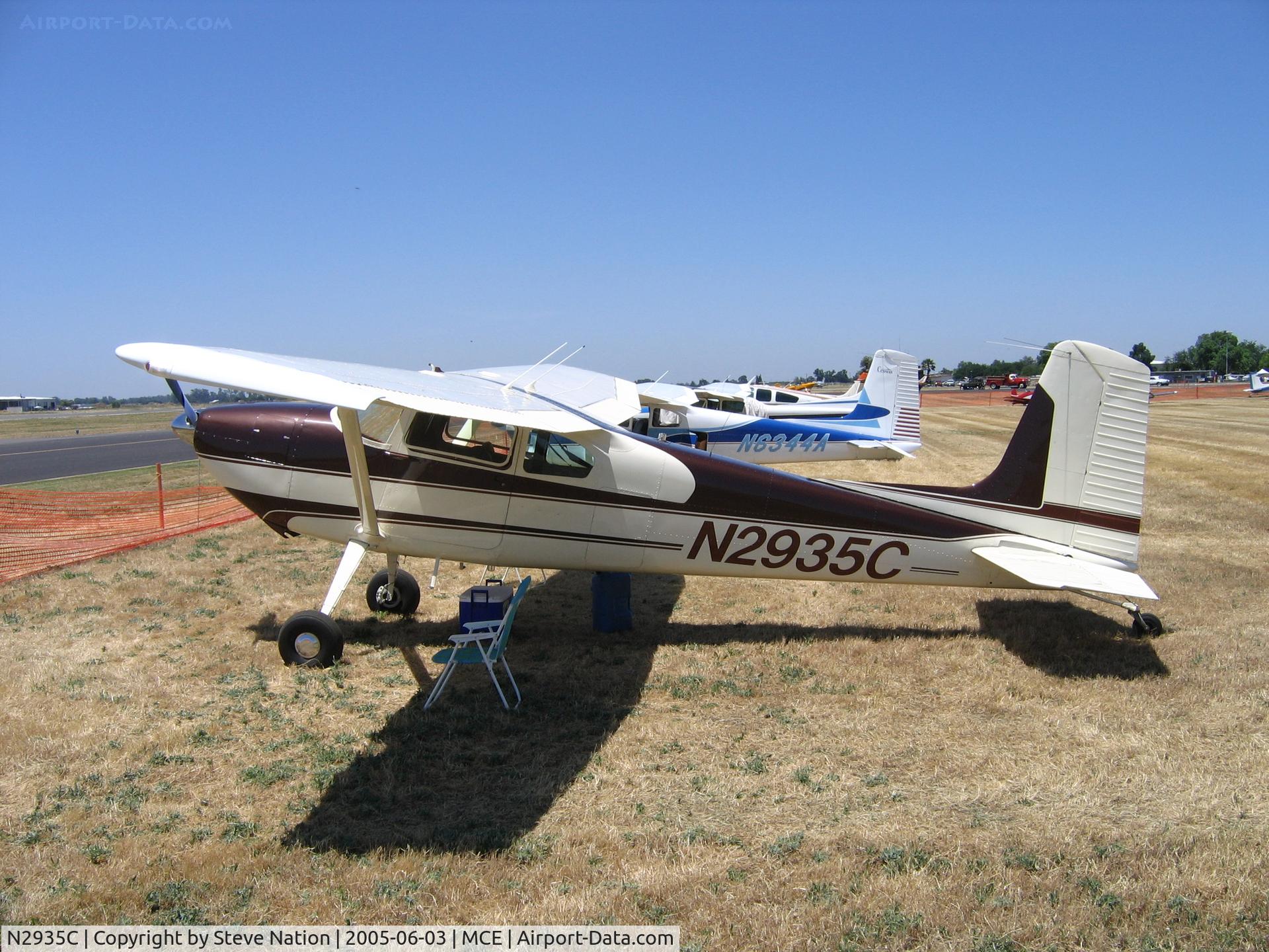 N2935C, 1954 Cessna 180 C/N 30835, 1954 Cessna 180 at Merced, CA