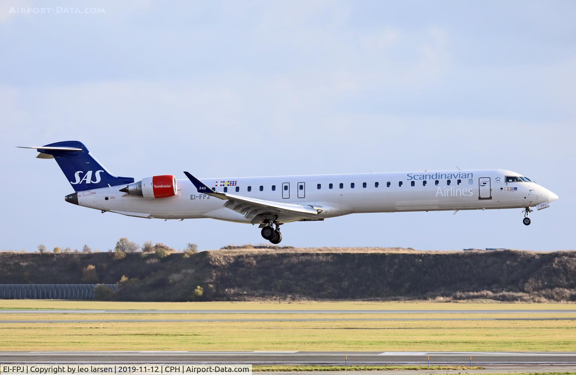 EI-FPJ, 2016 Bombardier CRJ-900 NG (CL-600-2D24) C/N 15426, Copenhagen 12.11.2019 L/D R-22R