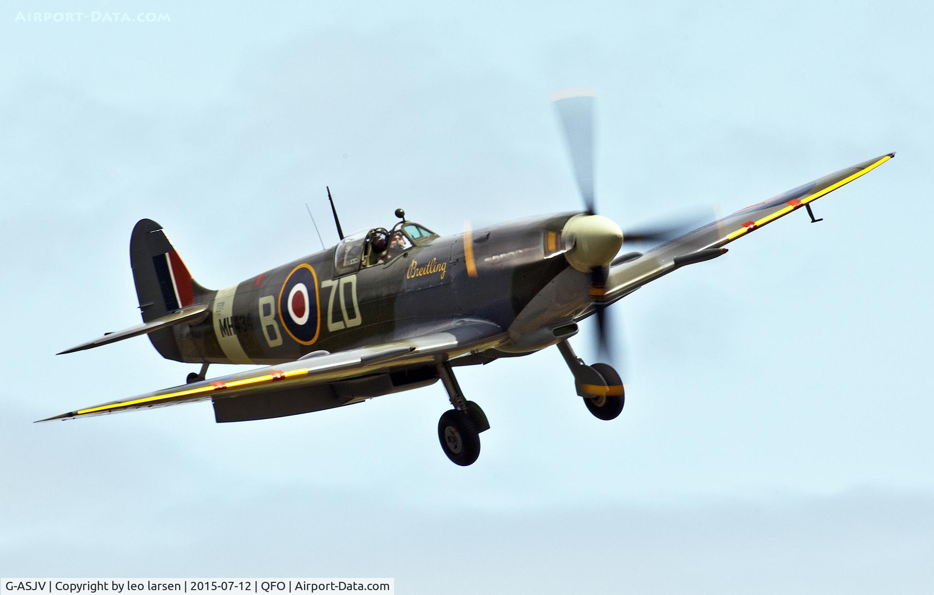 G-ASJV, 1943 Supermarine 361 Spitfire LF.IXb C/N CBAF.IX.552, Duxford 12.7.2015