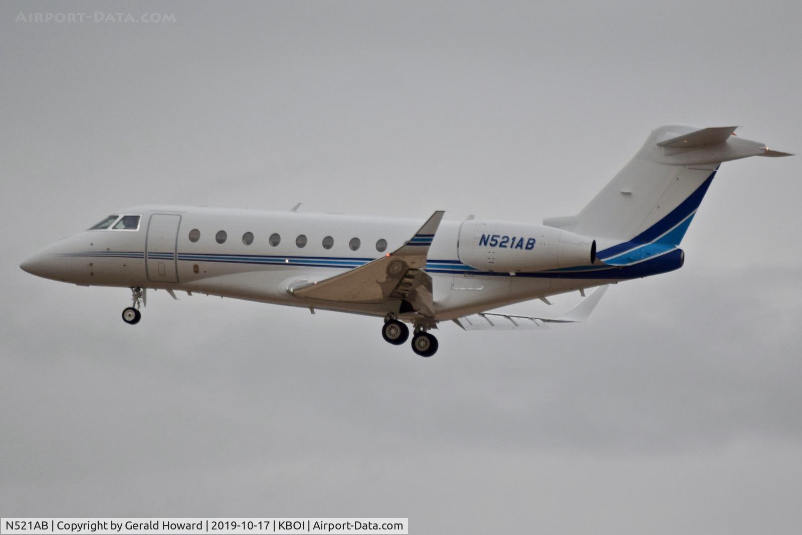N521AB, 2017 Israel Aircraft Industries Gulfstream G280 C/N 2113, Landing 28R.