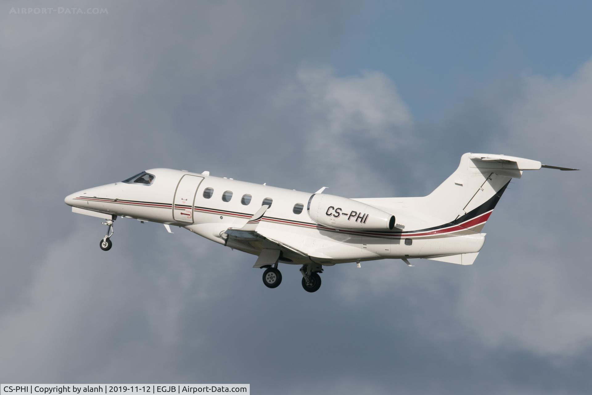 CS-PHI, 2016 Embraer EMB-505 Phenom 300 C/N 50500332, Departing Guernsey