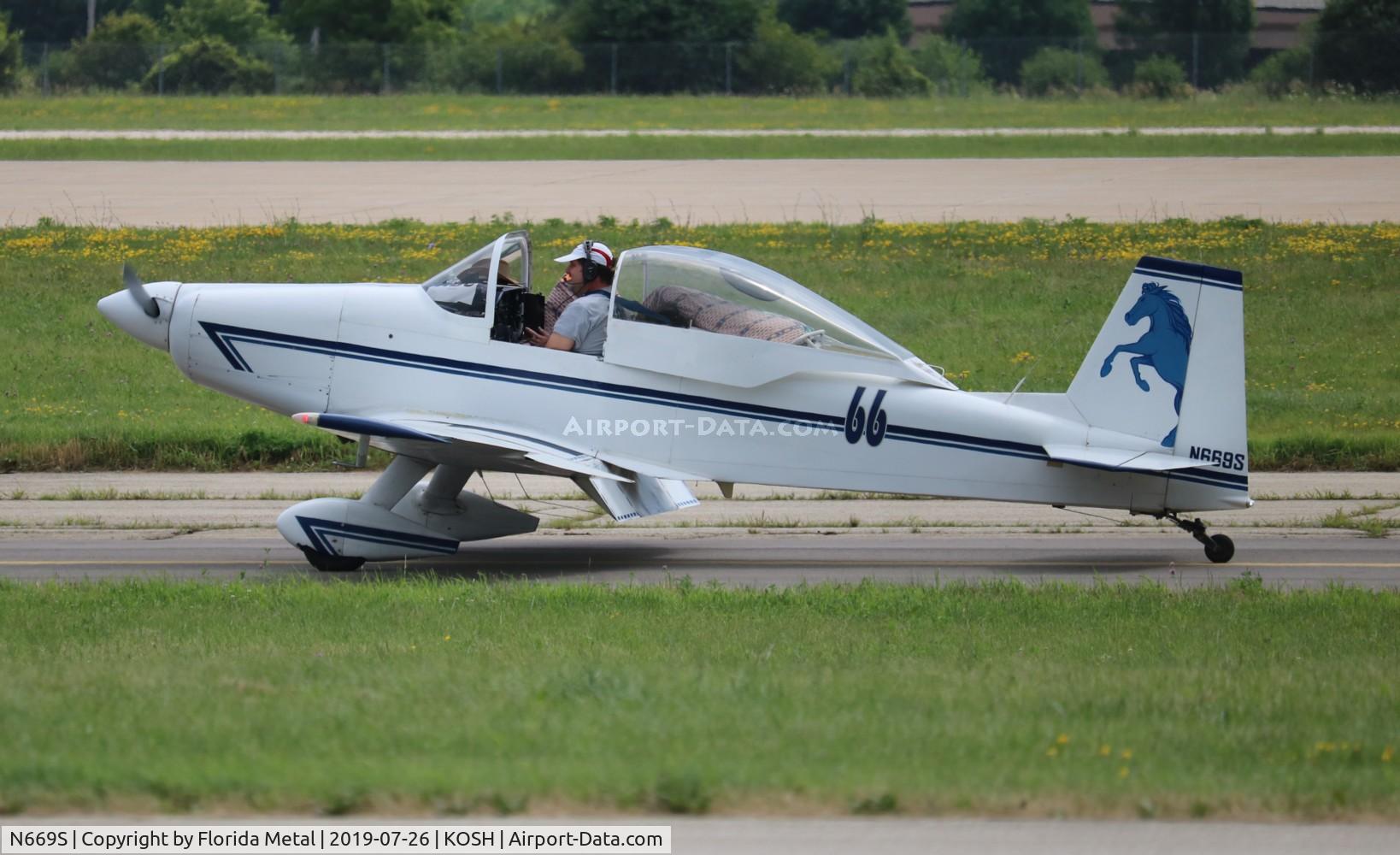 N669S, 1996 Bushby Mustang II C/N 7095, Mustang II