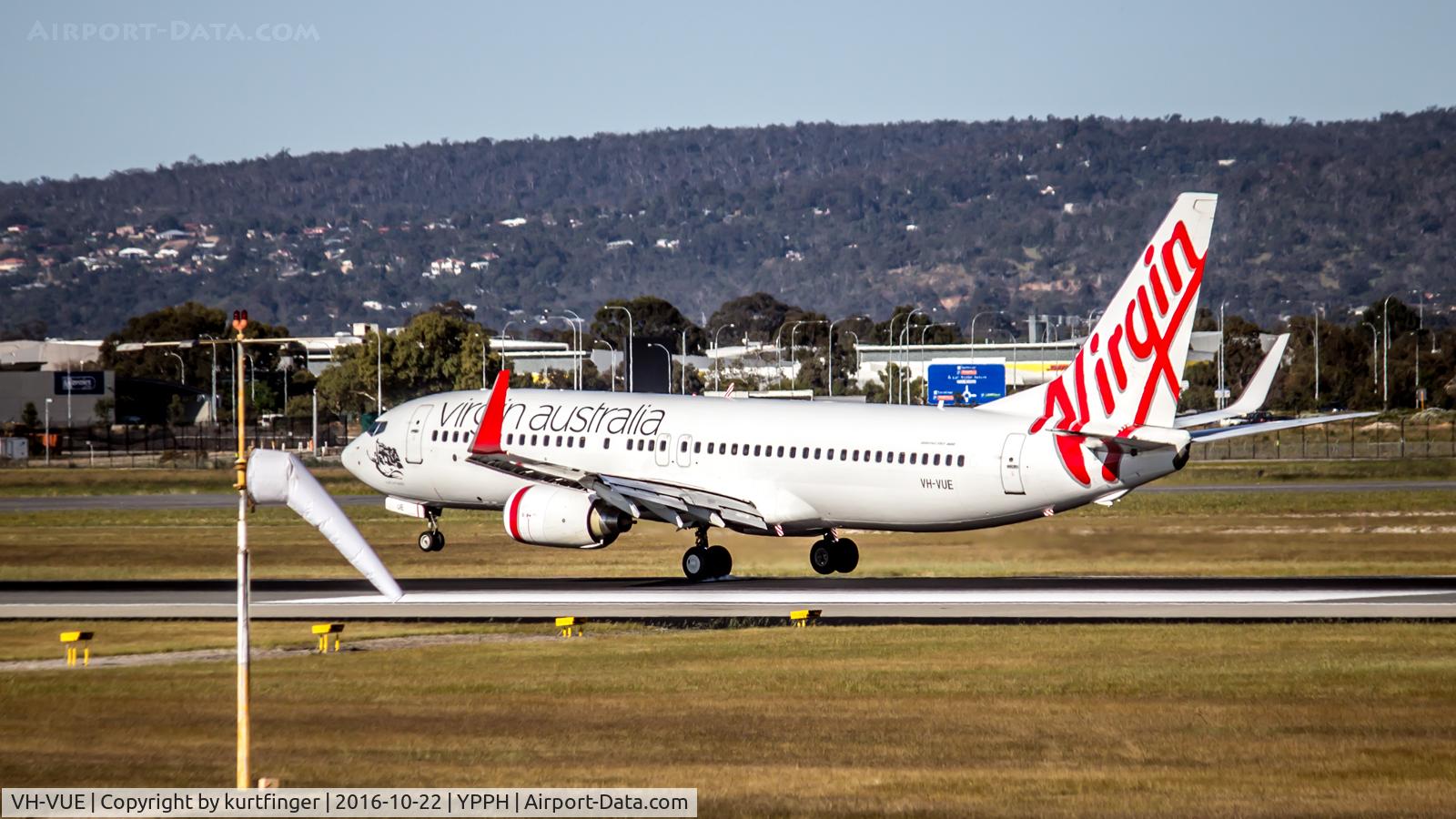 VH-VUE, 2005 Boeing 737-8FE C/N 34167, Boeing 737-8FE. Virgin Australia VH-VUE runway 03 YPPH 221016.