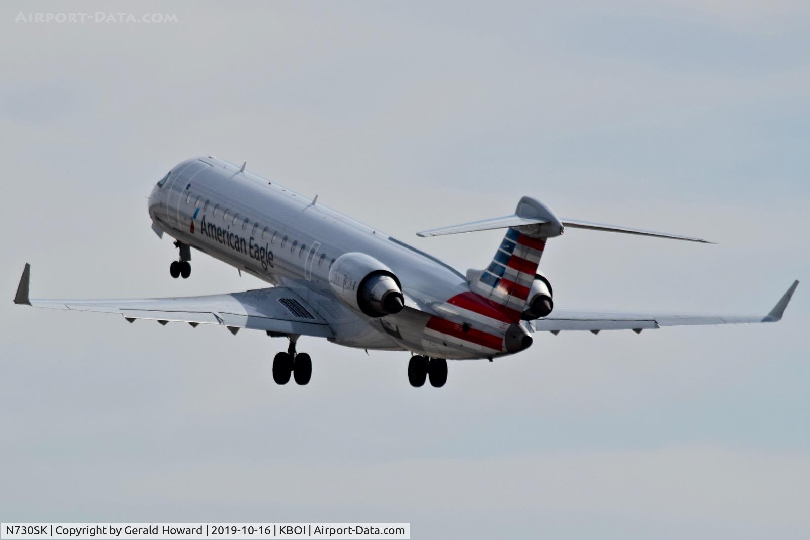 N730SK, 2005 Bombardier CRJ-701 (CL-600-2C10) Regional Jet C/N 10193, Departing KBOI.