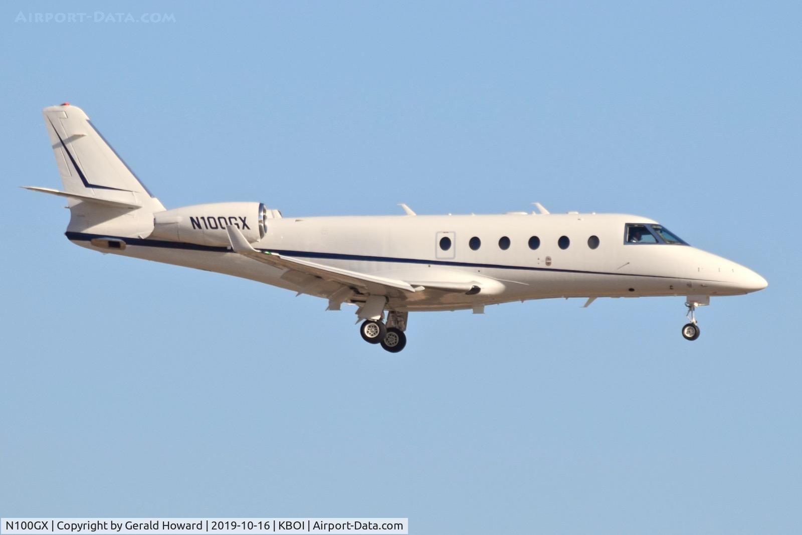 N100GX, 2007 Israel Aircraft Industries Gulfstream G150 C/N 228, Landing 10L.