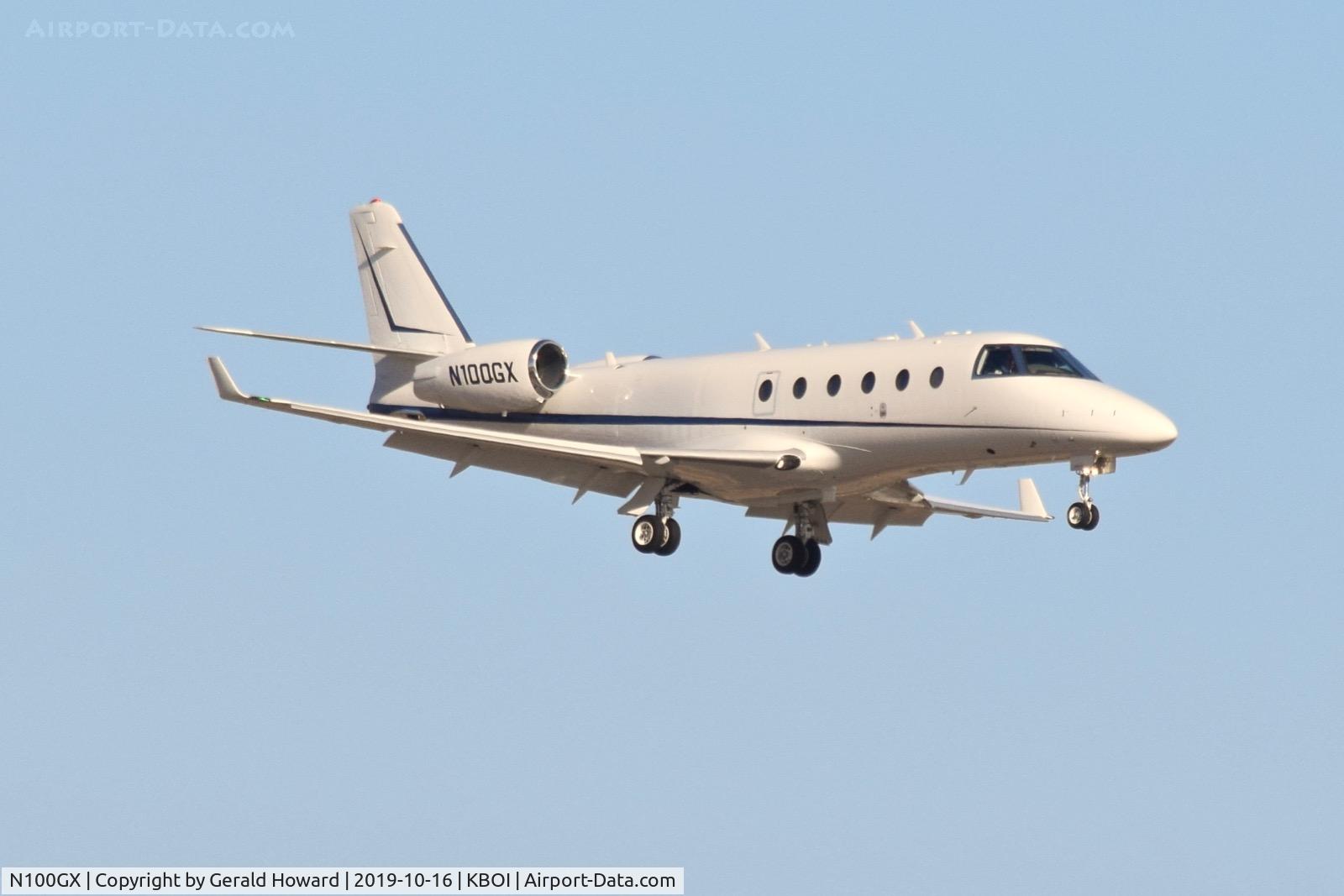 N100GX, 2007 Israel Aircraft Industries Gulfstream G150 C/N 228, Landing 10L.