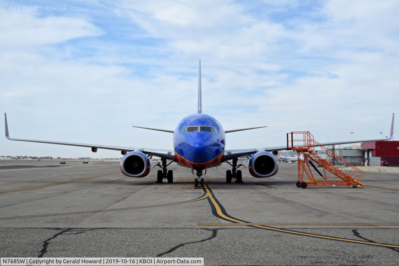 N768SW, 2000 Boeing 737-7H4 C/N 30587, Parked on remote spot 5 with mechanical problem.