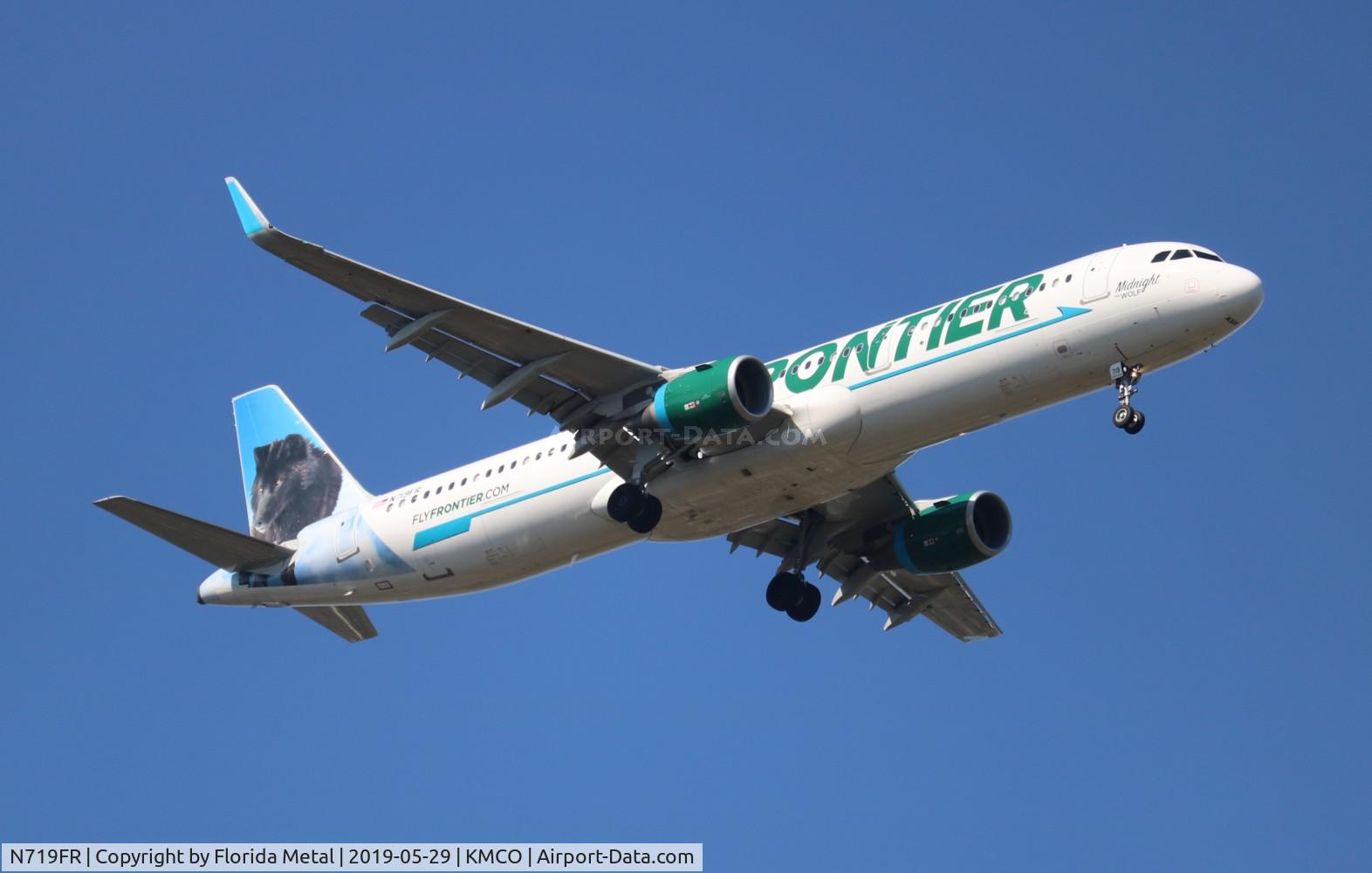 N719FR, 2017 Airbus A321-211 C/N 7736, Midnight