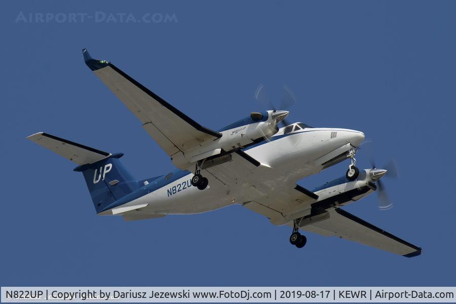 N822UP, 2014 Beechcraft 350 King Air (B300) C/N FL-911, Beech B300 King Air  C/N FL-911, N822UP