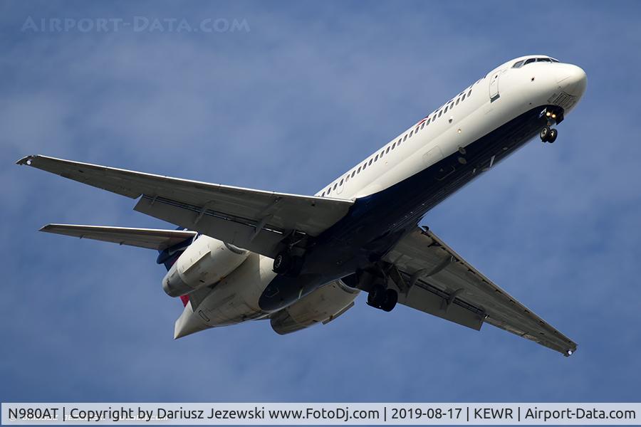 N980AT, 2002 Boeing 717-200 C/N 55039, Boeing 717-2BD - Delta Air Lines  C/N 55039, N980AT