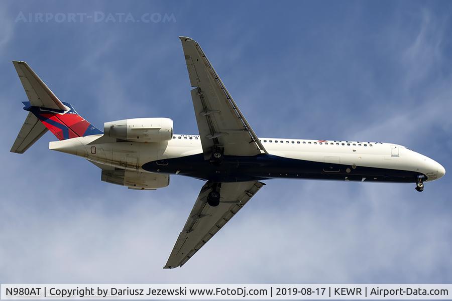 N980AT, 2002 Boeing 717-200 C/N 55039, Boeing 717-2BD - Delta Air Lines  C/N 55039, N980AT
