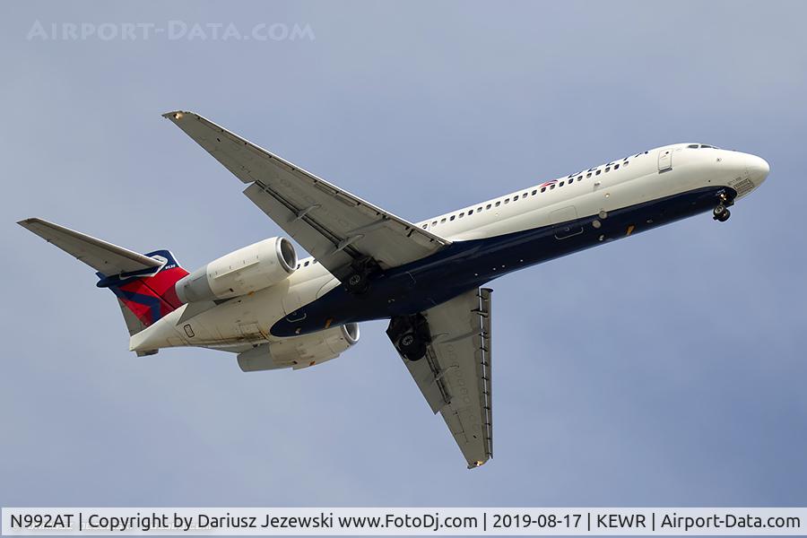 N992AT, 2002 Boeing 717-200 C/N 55136, Boeing 717-2BD - Delta Air Lines  C/N 55136, N992AT