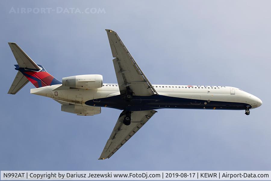 N992AT, 2002 Boeing 717-200 C/N 55136, Boeing 717-2BD - Delta Air Lines  C/N 55136, N992AT