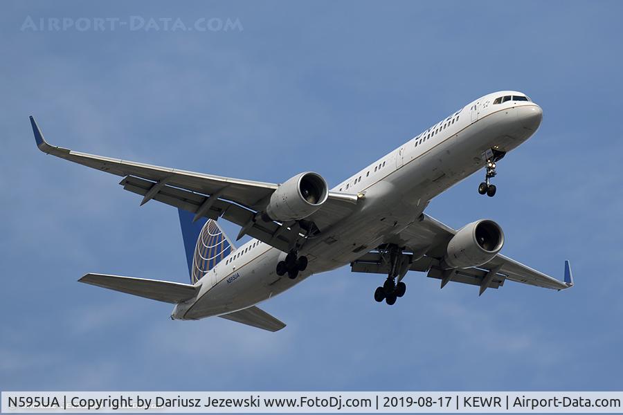 N595UA, 1998 Boeing 757-222 C/N 28748, Boeing 757-222 - United Airlines  C/N 28748, N595UA