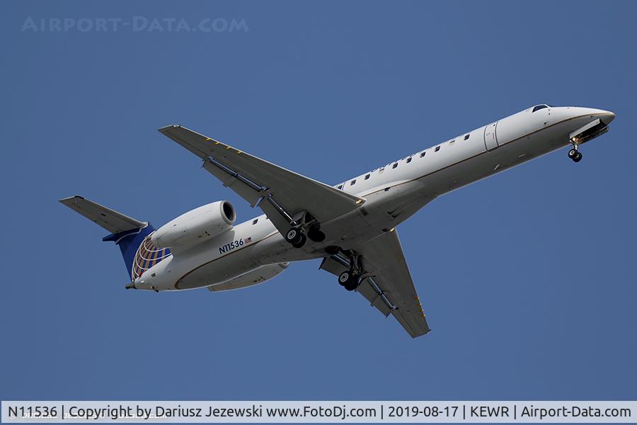 N11536, 2001 Embraer ERJ-145LR (EMB-145LR) C/N 145520, Embraer ERJ-145LR (EMB-145LR) - United Express (ExpressJet Airlines)  C/N 145520, N11536