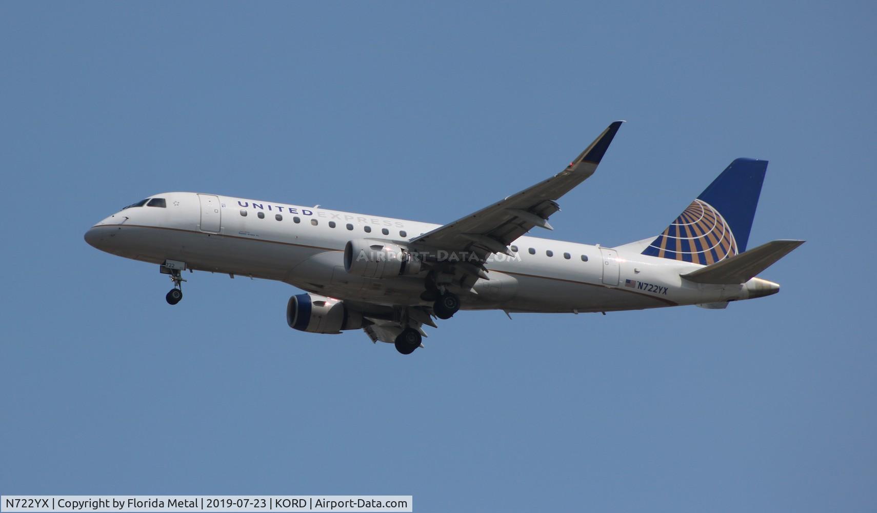 N722YX, 2015 Embraer 175LR (ERJ-170-200LR) C/N 17000496, United Express