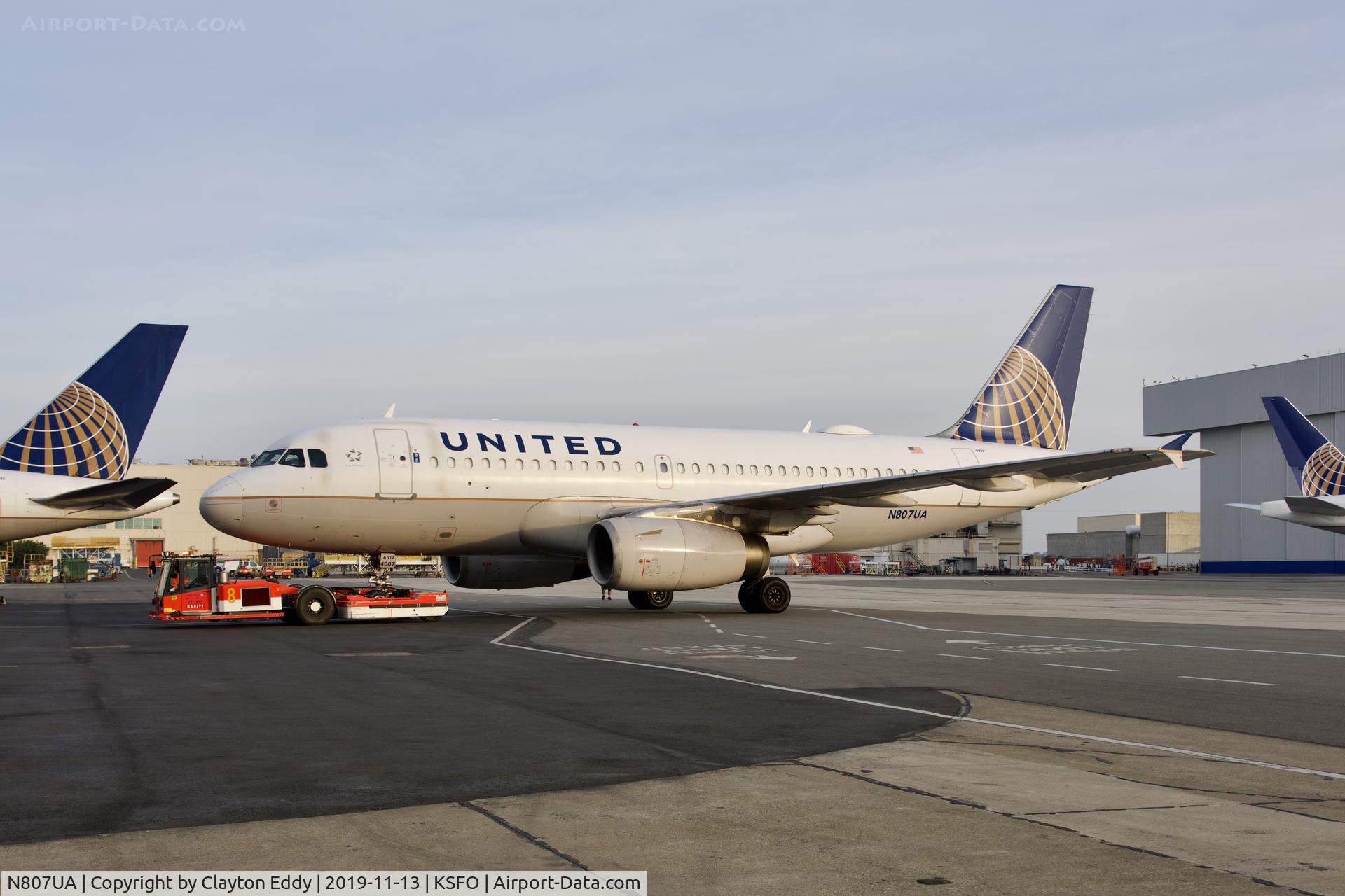N807UA, 1998 Airbus A319-131 C/N 798, SFO 2019.