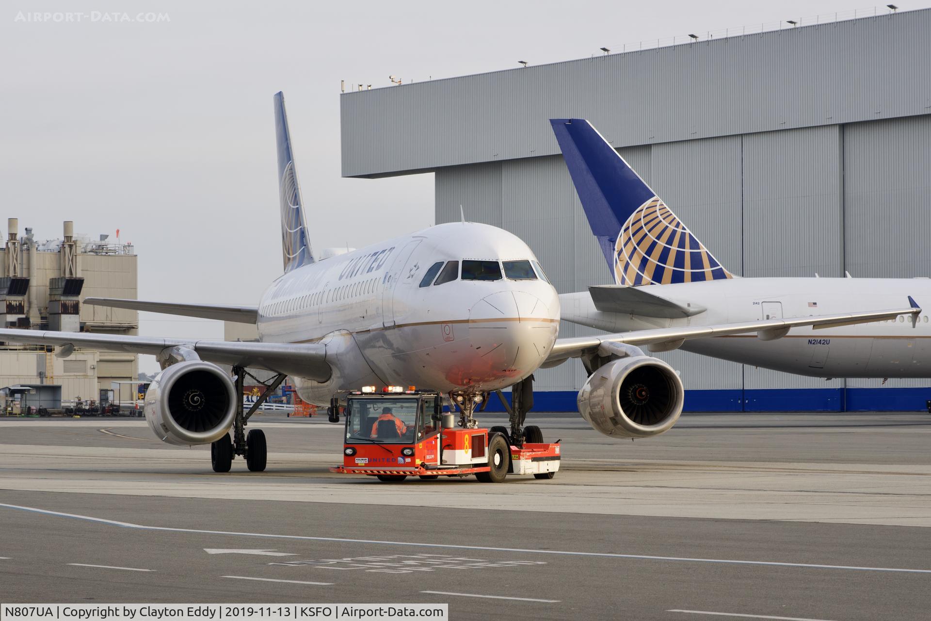 N807UA, 1998 Airbus A319-131 C/N 798, SFO 2019.