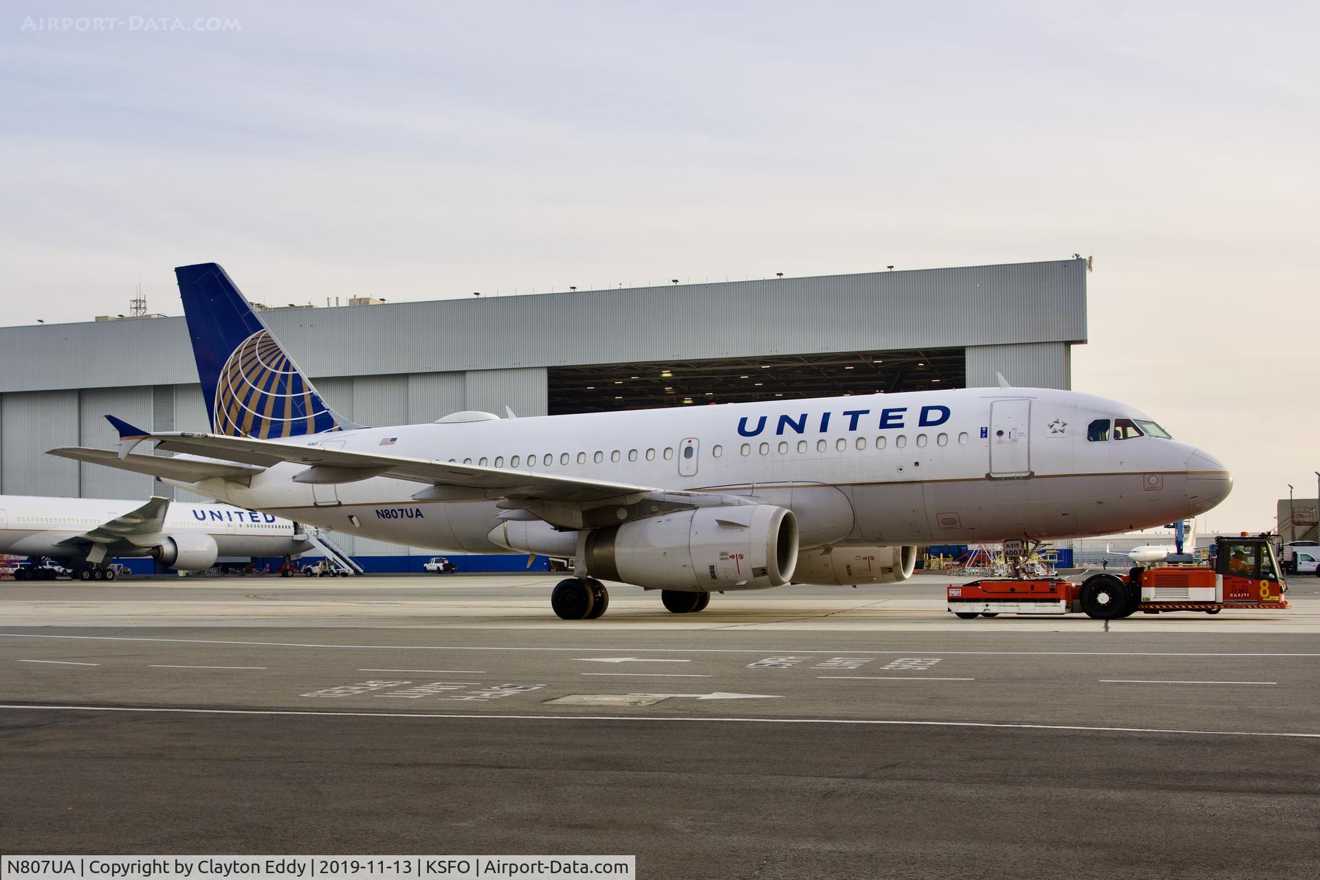 N807UA, 1998 Airbus A319-131 C/N 798, SFO 2019.