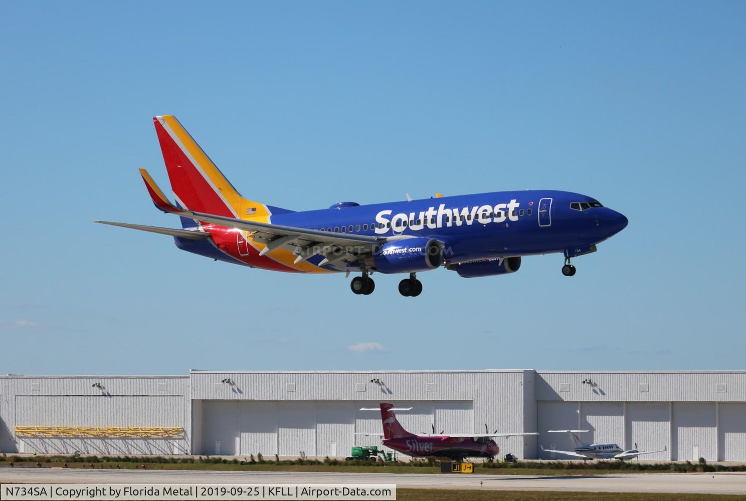 N734SA, 1999 Boeing 737-7H4 C/N 27866, Southwest