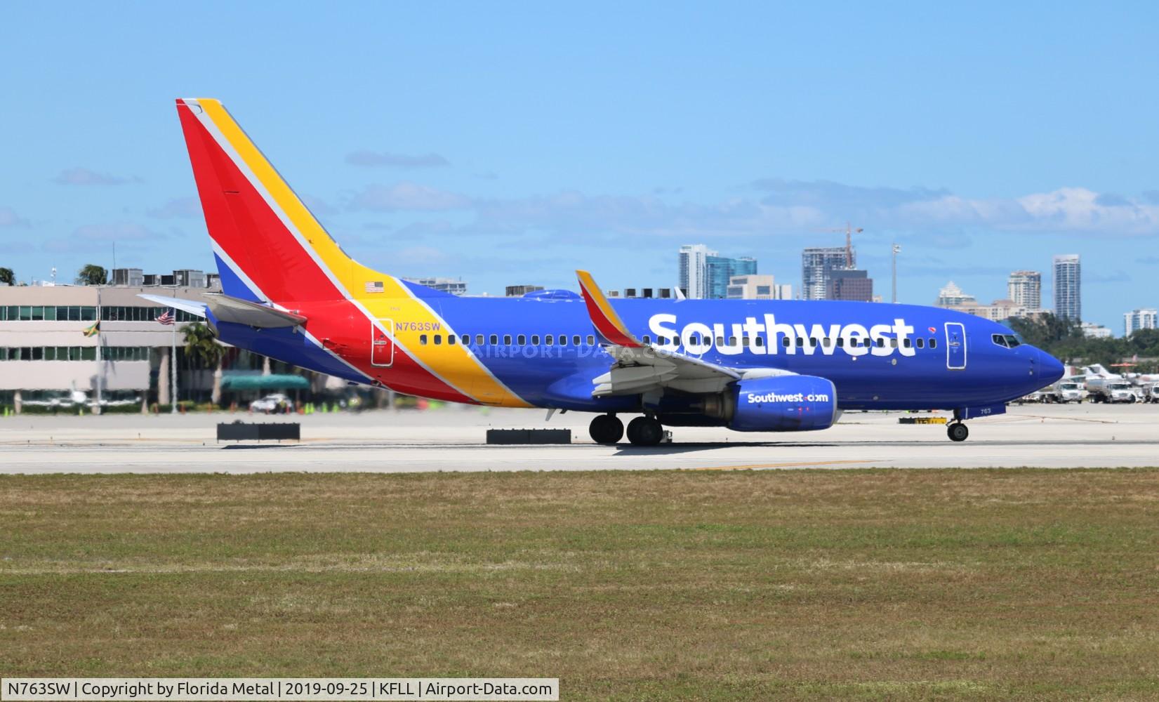 N763SW, 2000 Boeing 737-7H4 C/N 27877, Southwest