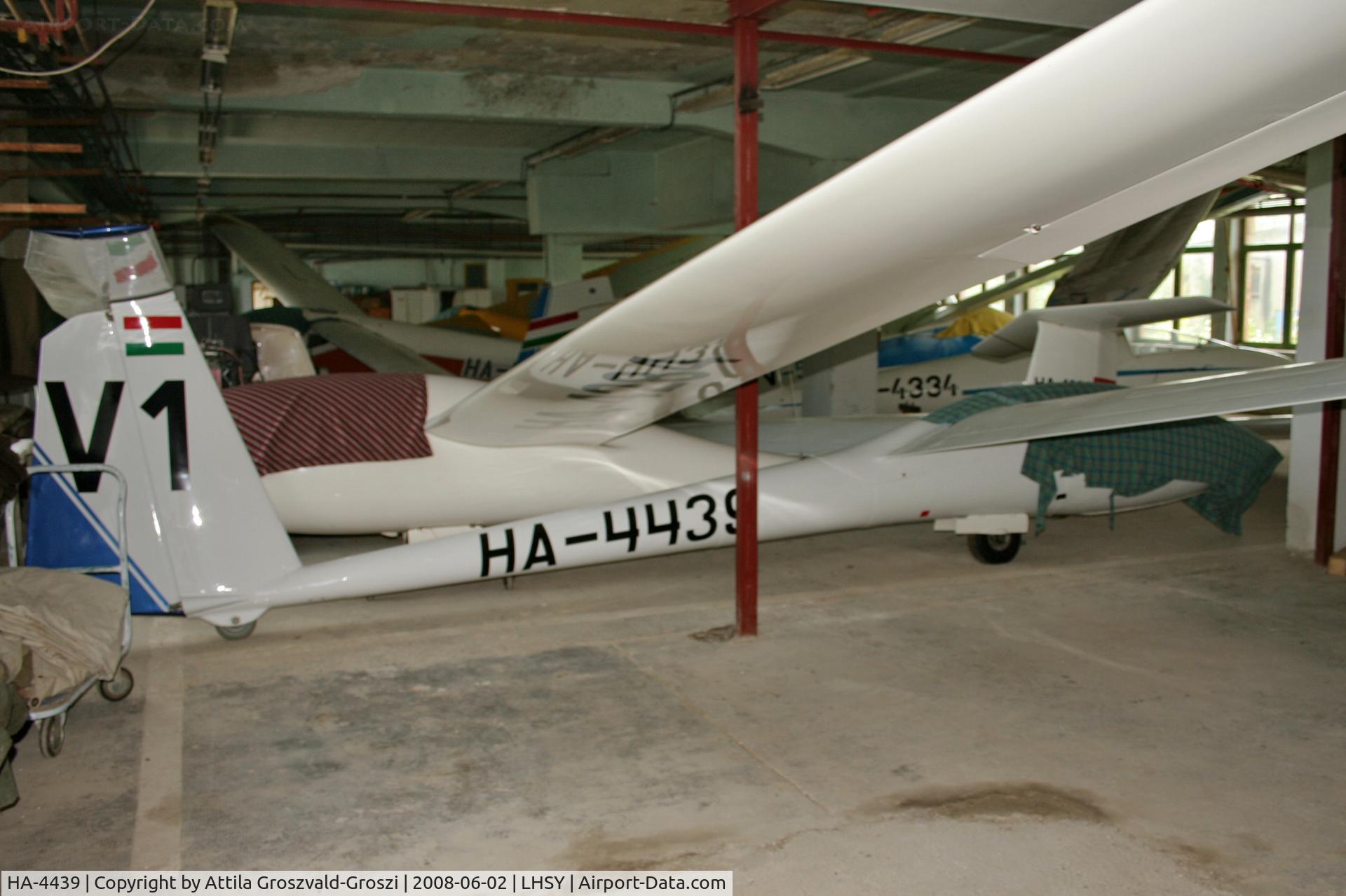 HA-4439, 1982 ICA-Brasov IS-29D2 C/N 168, LHSY - Szombathely Airport, Hungary
