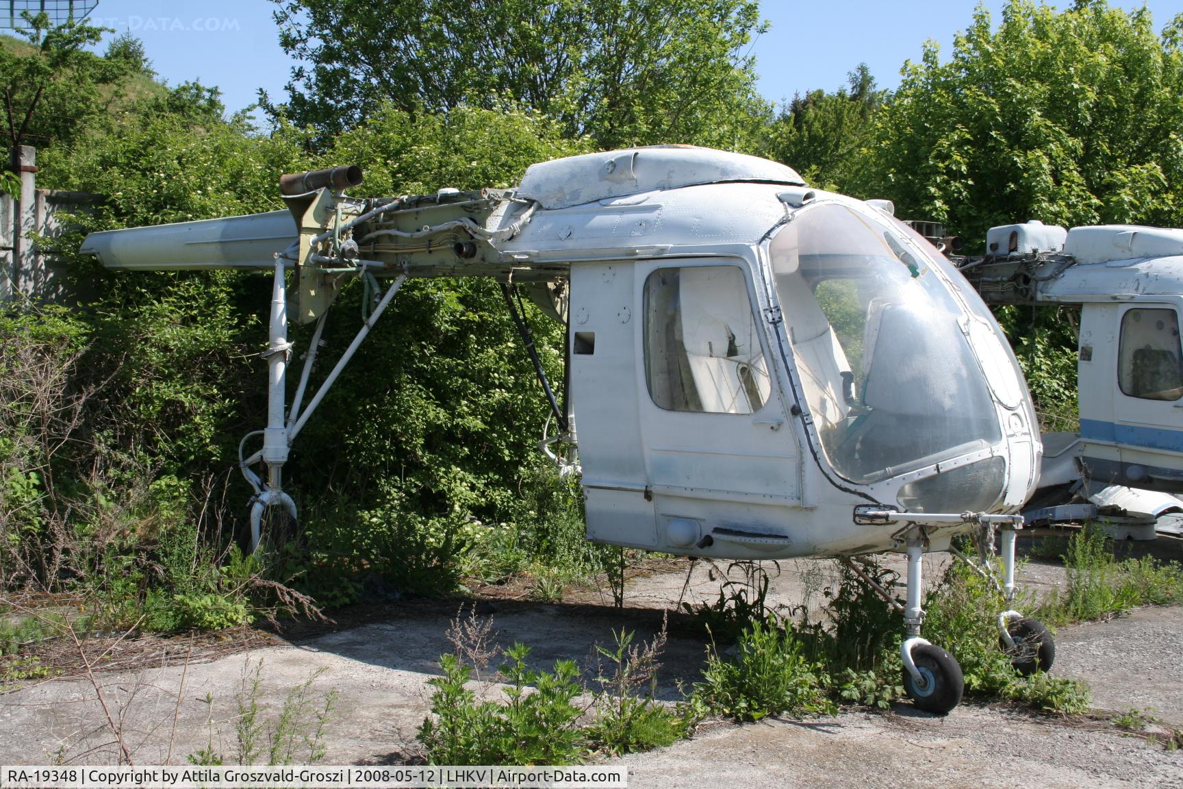 RA-19348, 1973 Kamov Ka-26 Hoodlum C/N 7303604, LHKV - Kaposujlak Airport, Hungary