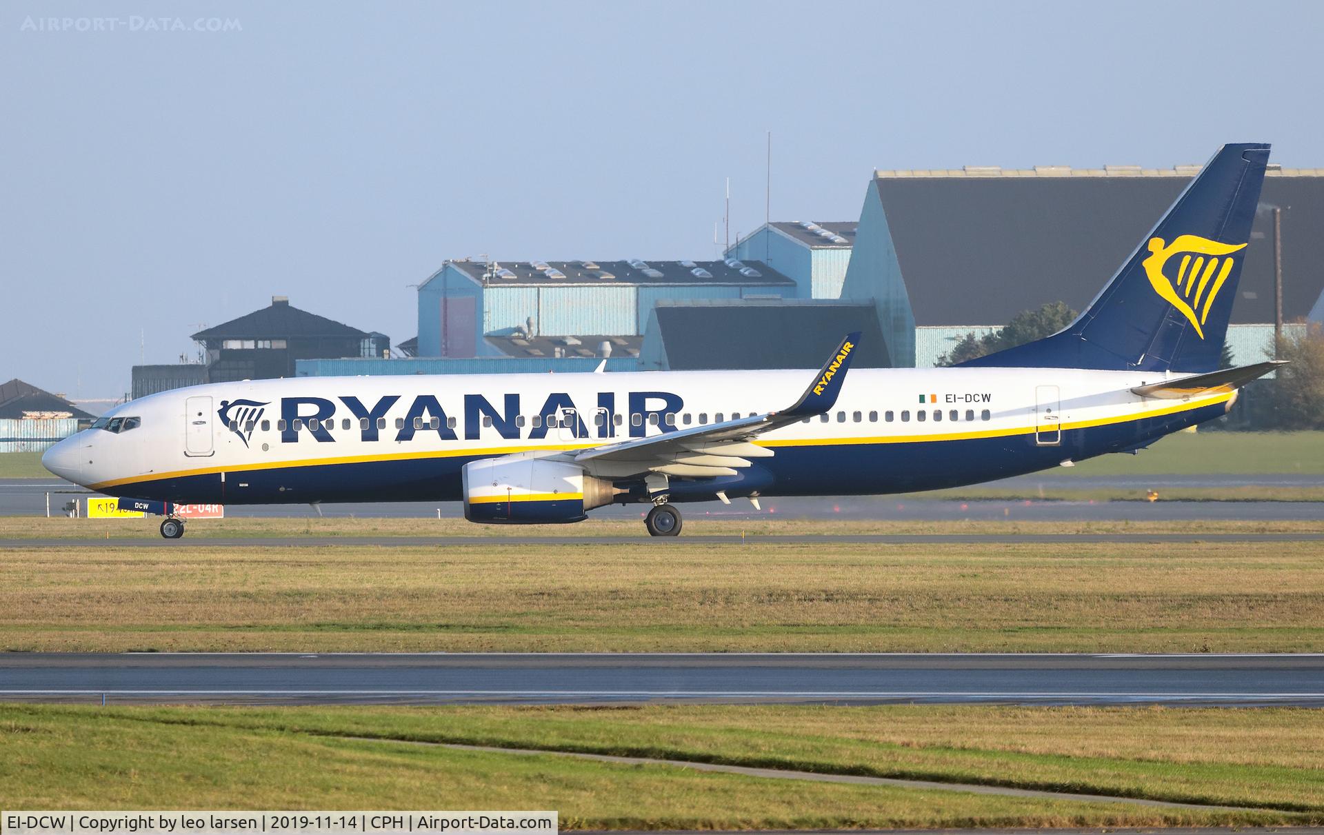 EI-DCW, 2004 Boeing 737-8AS C/N 33568, Copenhagen 14.11.2019