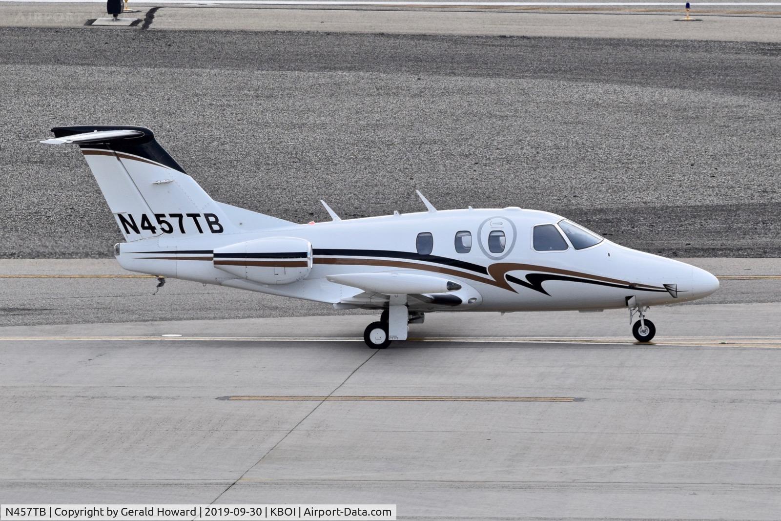 N457TB, 2007 Eclipse Aviation Corp EA500 C/N 000088, Taxiing on Alpha.