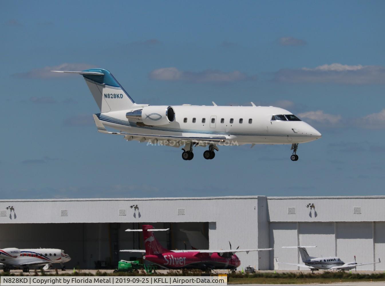 N828KD, 2004 Bombardier Challenger 604 (CL-600-2B16) C/N 5584, Challenger 604