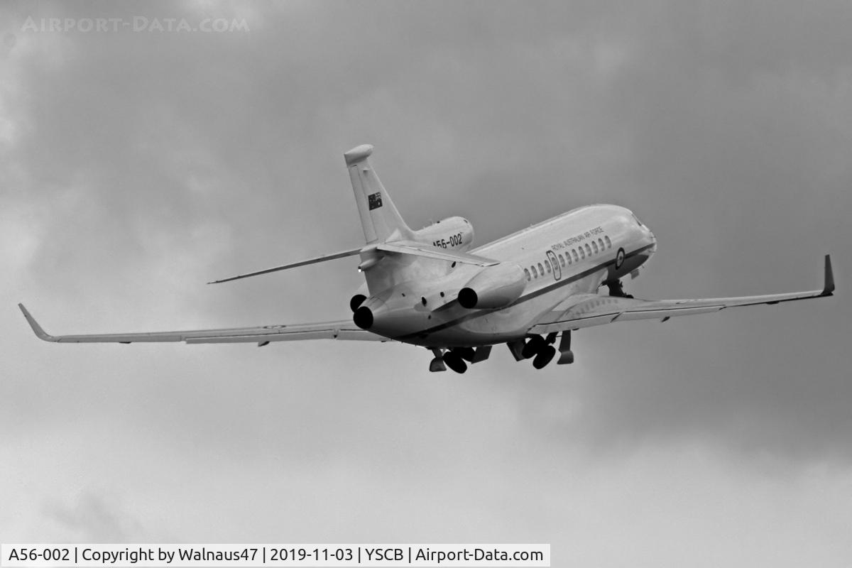 A56-002, 2018 Dassault Falcon 7X C/N 284, Rear view of RAAF 34 Squadron Dassault Falcon 7X Serial A56-002 Cn 284, shown climbing out from Rwy 35 at the Canberra International Airport (YSCB) on 03Nov2019. Three new Falcon 7X Bizjets have replaced the 3 Challenger 601s previously operated by 34Sqn.