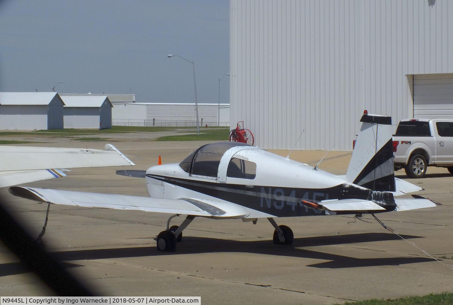 N9445L, 1971 American Aviation AA-1A Trainer C/N AA1A-0245, Grumman American AA-1A Trainer at the Wiley Post Airport, Oklahoma City OK