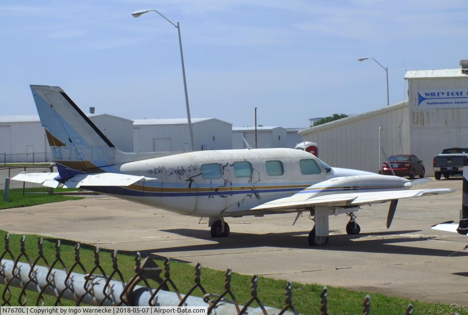 N7670L, 1973 Piper PA-31P Navajo C/N 31P-7300151, Piper PA-31P Pressurised Navajo at the Wiley Post Airport, Oklahoma City OK