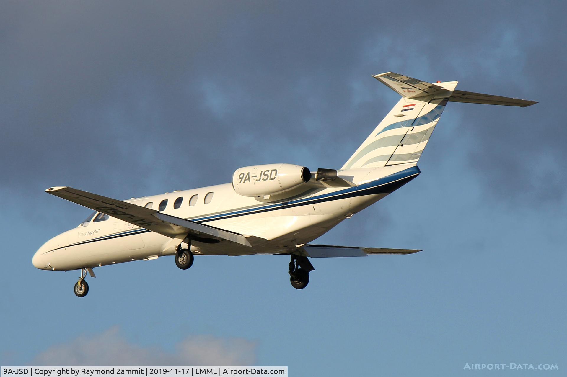 9A-JSD, 2003 Cessna 525A CitationJet CJ2 C/N 525A-0166, Cessna525A CitationJet CJ2 9A-SD Junk Sky Aviation